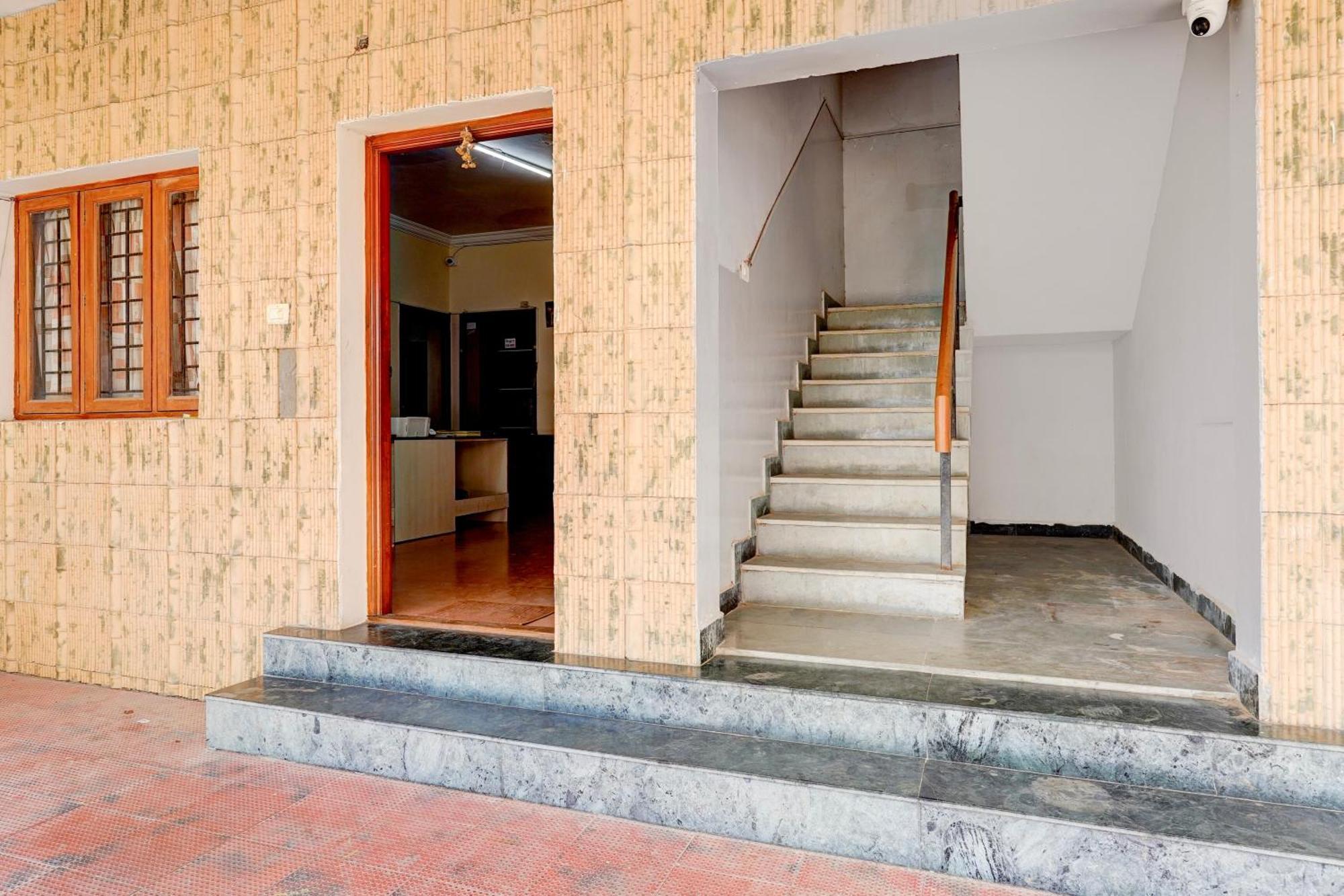 Hotel O Nest Inn Chennai Bagian luar foto