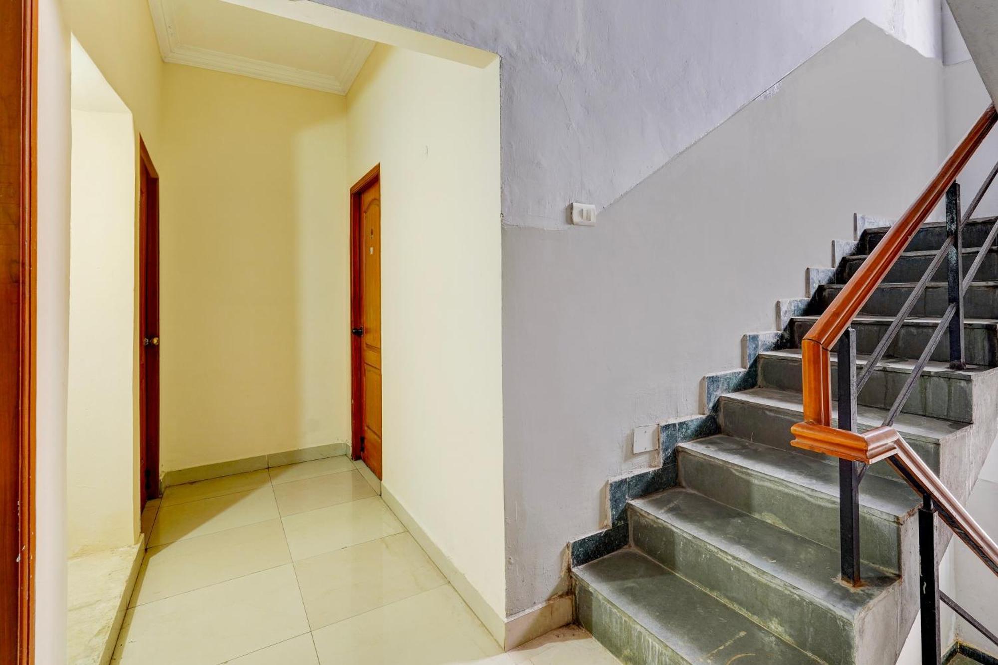 Hotel O Nest Inn Chennai Bagian luar foto